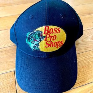 BLACK Bass Pro Shops Trucker Hat NWOT